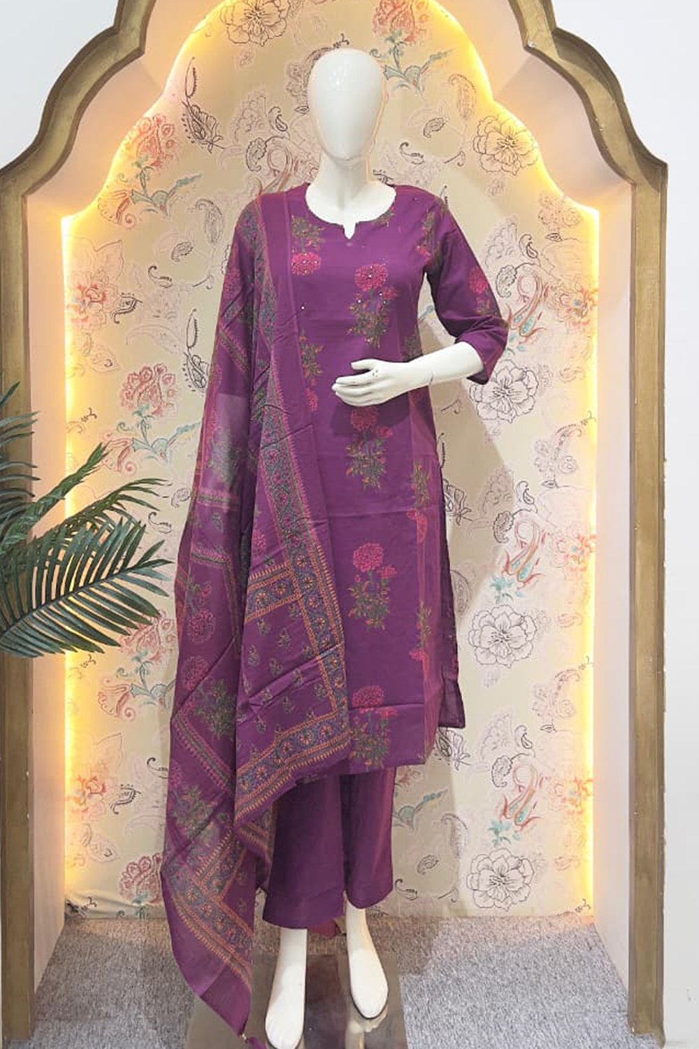 Womens Pure Cotton Block Print Kurta Pant Dupatta Set.