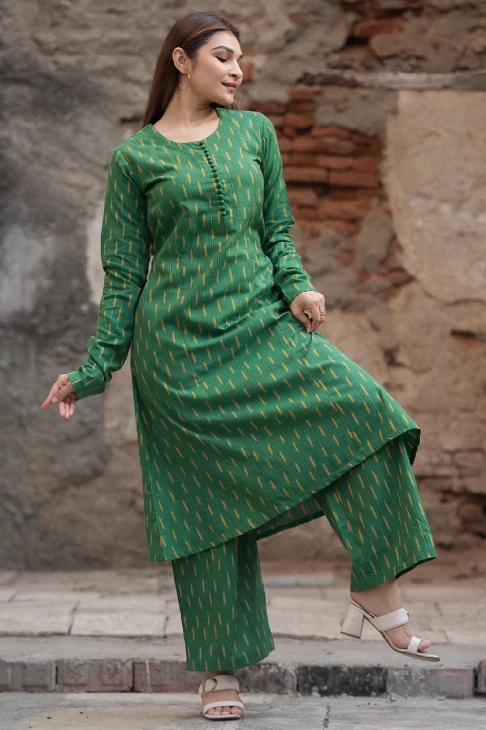 Women's Pure Cotton Ikkat Kurta Set