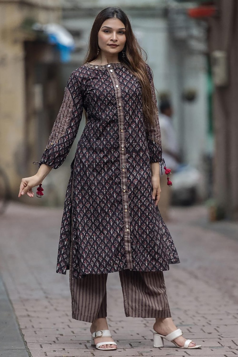 Hand Embroidery Floral Print Dress – Kurta Pant Set